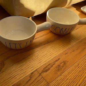 Turkey Day 🦃 Htf Rae Dunn “gobble and let eat “ soup v bowls.